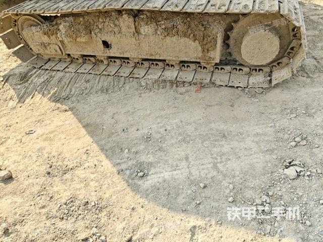 右導(dǎo)向輪（行走機(jī)構(gòu)）