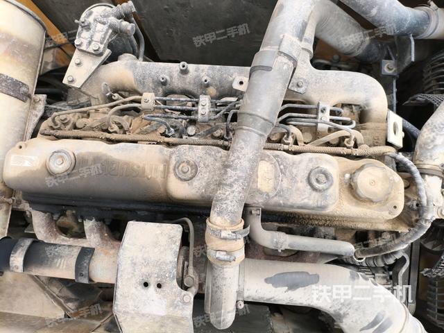 发动机室(上车部件) 发动机室(上车部件)