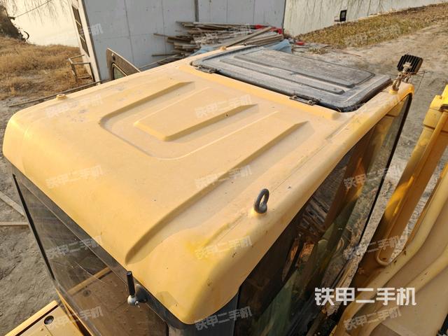 駕駛室頂部俯視（上車部件）