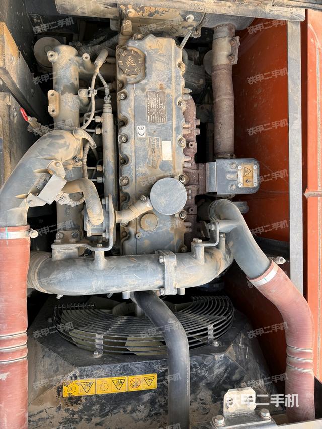 發(fā)動機(jī)整體俯視（整機(jī)外觀）