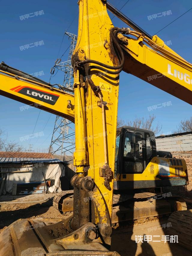 小臂整體左后（工作和回轉(zhuǎn)裝置）