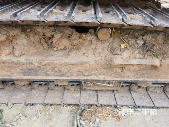 單側(cè)履帶整體（整機(jī)外觀(guān)）