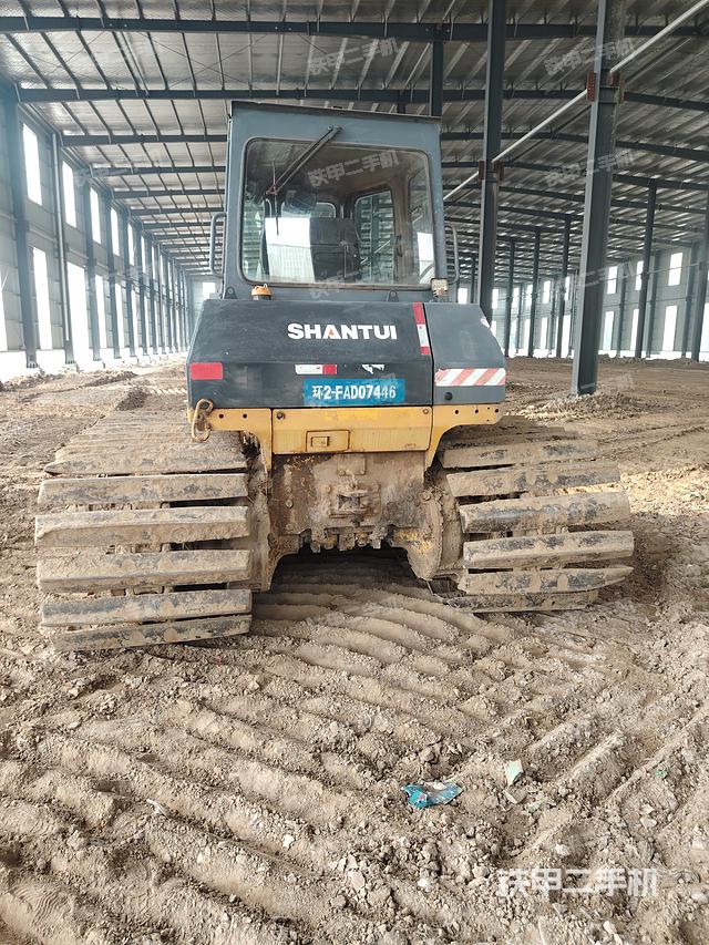 整機右后45°（設(shè)備外觀及核心部件）