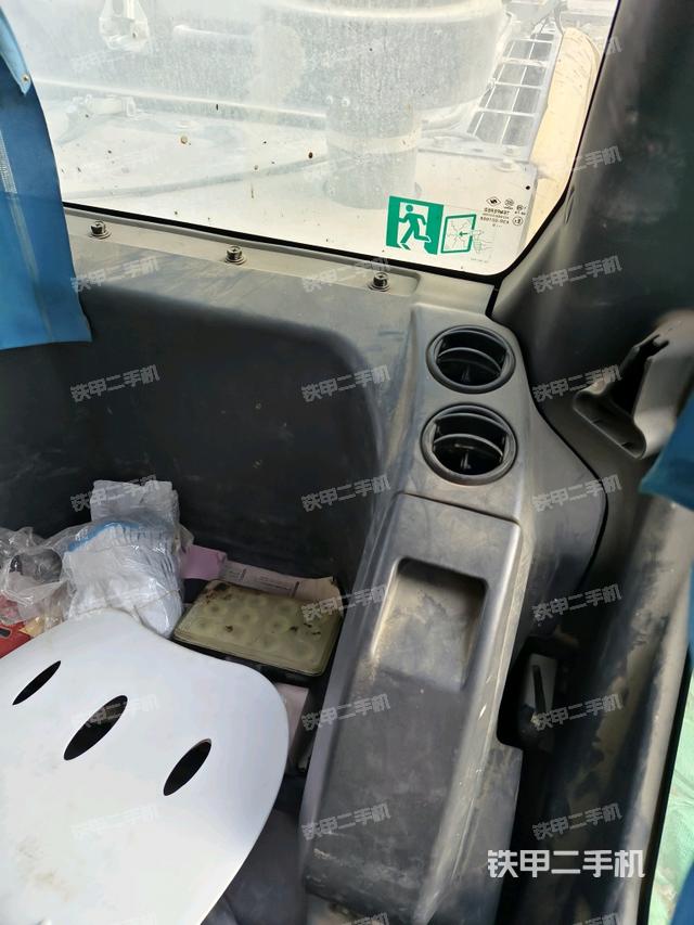 座椅后部（駕駛室部分）