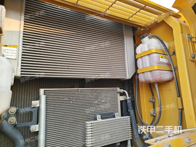 散熱器正面（大件艙室）