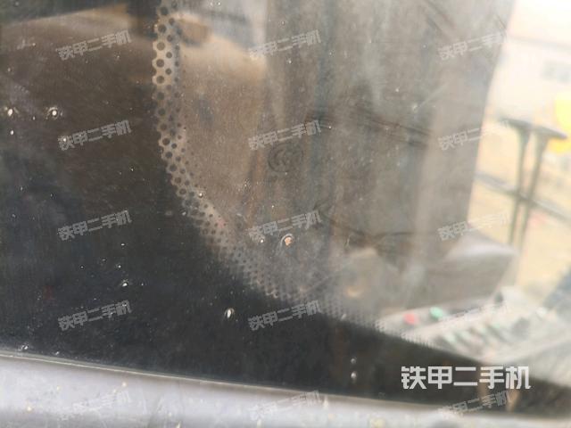 后窗玻璃角標(biāo)(駕駛室部分) 后窗玻璃角標(biāo)(駕駛室部分)