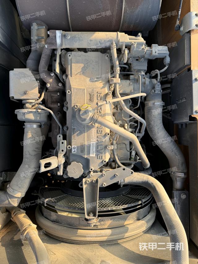 發(fā)動機(jī)整體俯視（整機(jī)外觀）