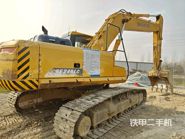 右后45（整機外觀）