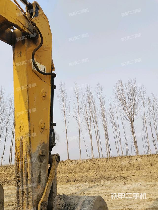 小臂整體右前（工作和回轉(zhuǎn)裝置）