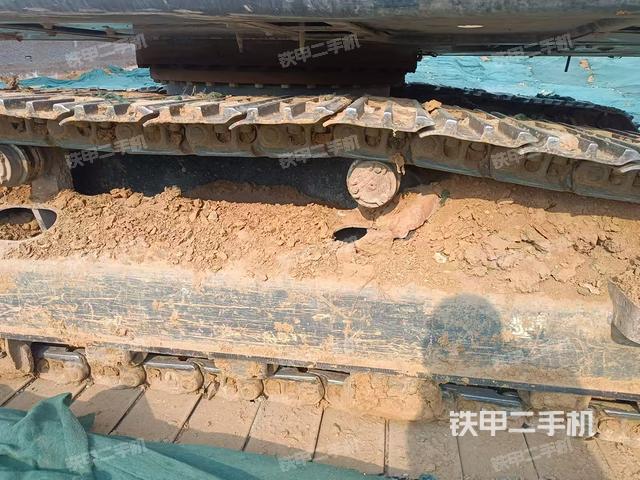 單側(cè)履帶整體（整機(jī)外觀）