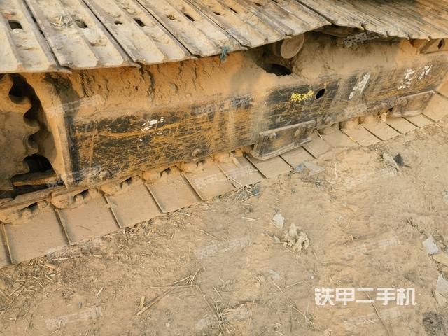 單側(cè)履帶整體（整機外觀）