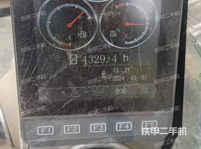 小時表(駕駛室部分) 小時表(駕駛室部分)