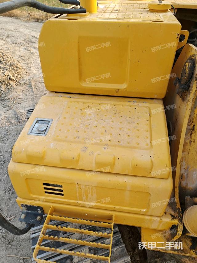 大臂根部?斜視（工作和回轉(zhuǎn)裝置）