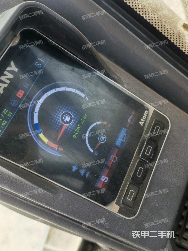 駕駛室整體（整機(jī)外觀）