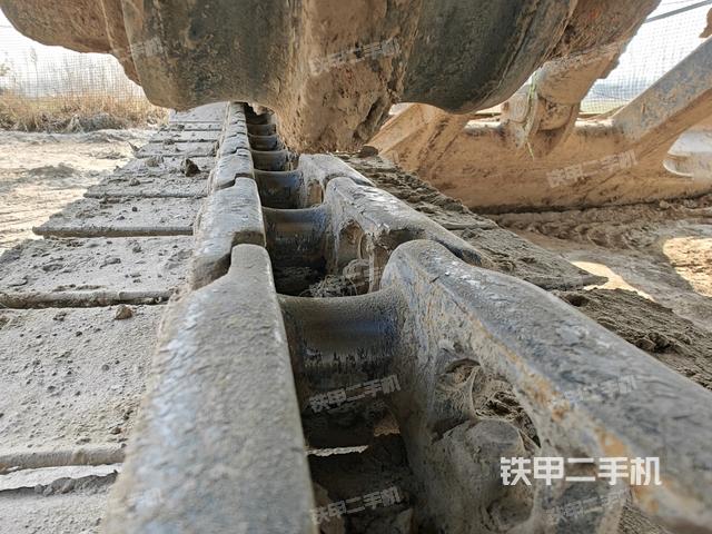 右側(cè)行走馬達(dá)蓋板（行走機(jī)構(gòu)）