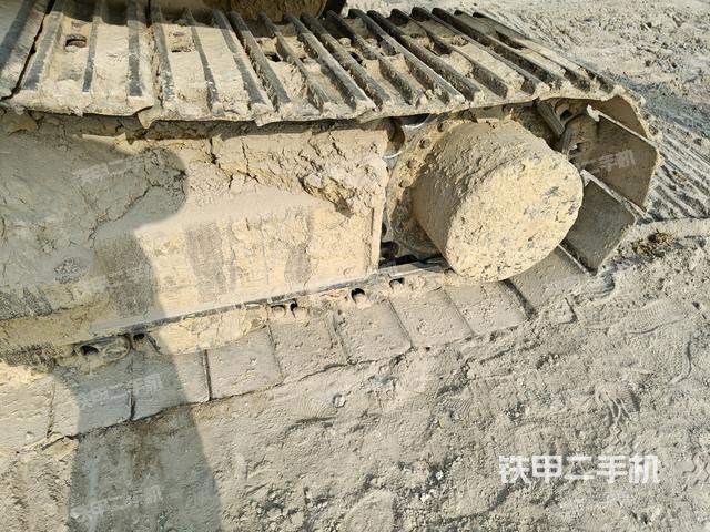 左側行走馬達蓋板（行走機構）