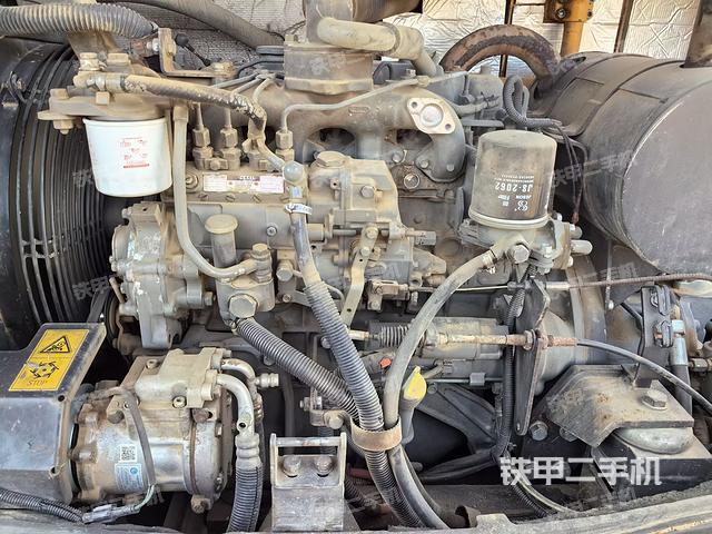 發(fā)動(dòng)機(jī)整體俯視(整機(jī)外觀) 發(fā)動(dòng)機(jī)整體俯視(整機(jī)外觀)