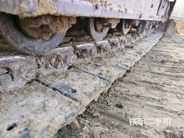 右驅(qū)動(dòng)輪(行走機(jī)構(gòu)) 右驅(qū)動(dòng)輪(行走機(jī)構(gòu))