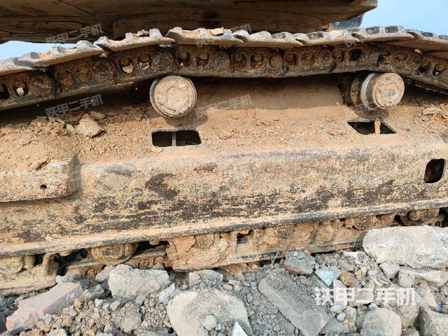 右侧行走马达盖板(行走机构) 右侧行走马达盖板(行走机构)