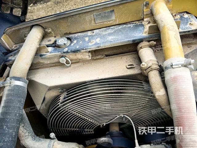 水箱+風扇特寫(上車部件) 水箱+風扇特寫(上車部件)