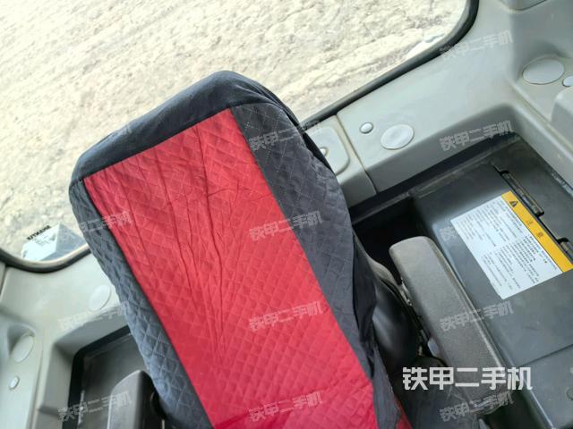 小時表(推土機駕駛室) 小時表(推土機駕駛室)