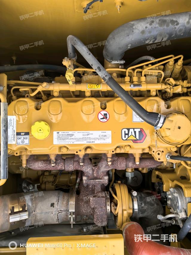 氣門室蓋螺絲特寫（上車部件）