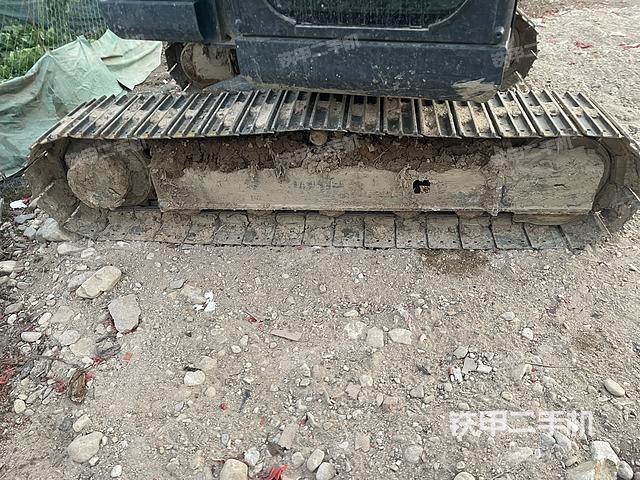 单侧履带整体（整机外观）