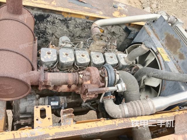 發(fā)動(dòng)機(jī)室（上車部件）