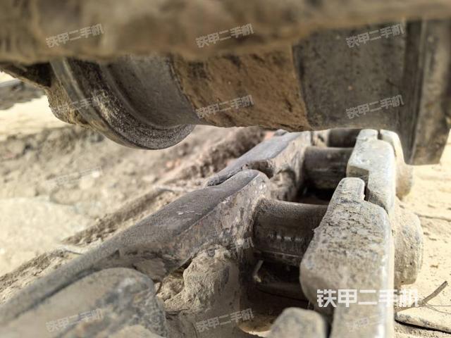 右驅(qū)動輪(行走機構(gòu)) 右驅(qū)動輪(行走機構(gòu))