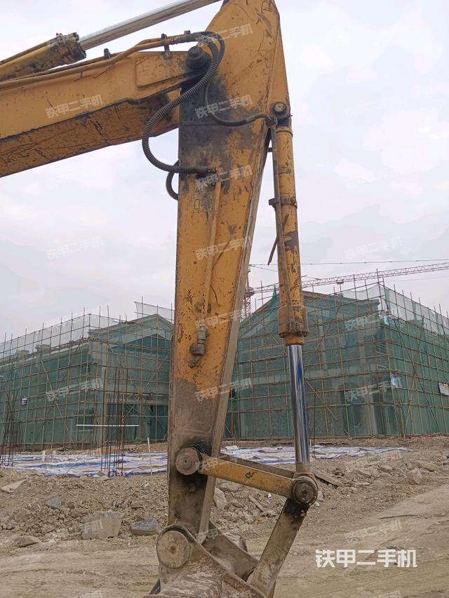 小臂整體左后（工作和回轉(zhuǎn)裝置）