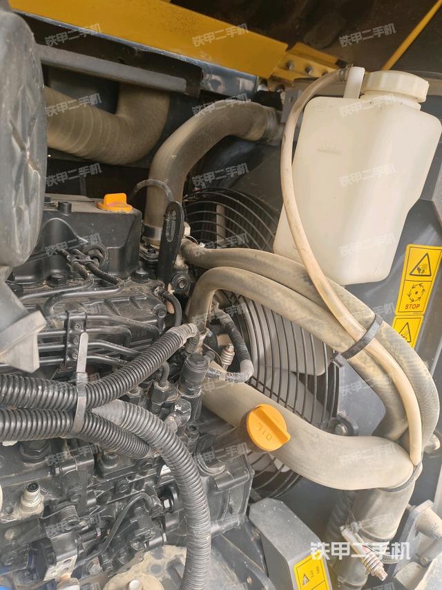 水箱+風(fēng)扇特寫（上車部件）