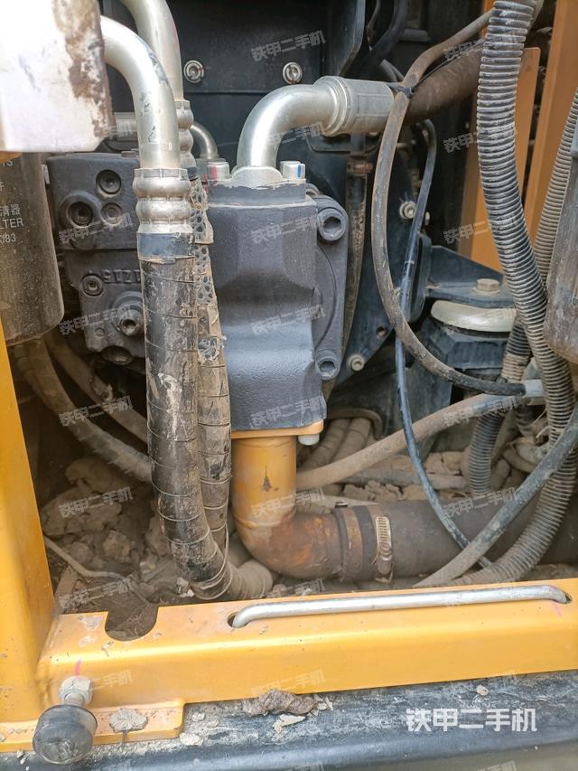 液壓泵室（大件艙室）