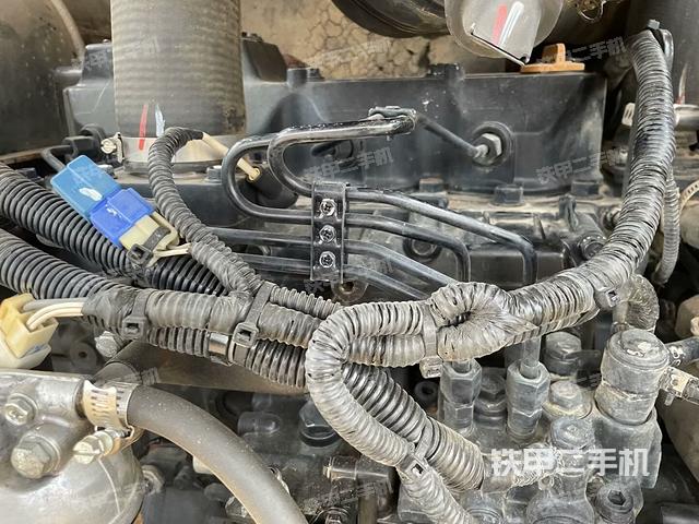 发动机整体俯视（整机外观）