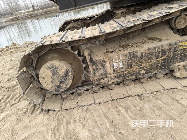 左側(cè)履帶整體?(行走機構(gòu)) 左側(cè)履帶整體?(行走機構(gòu))
