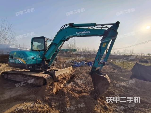 右前45(整機(jī)外觀) 右前45(整機(jī)外觀)