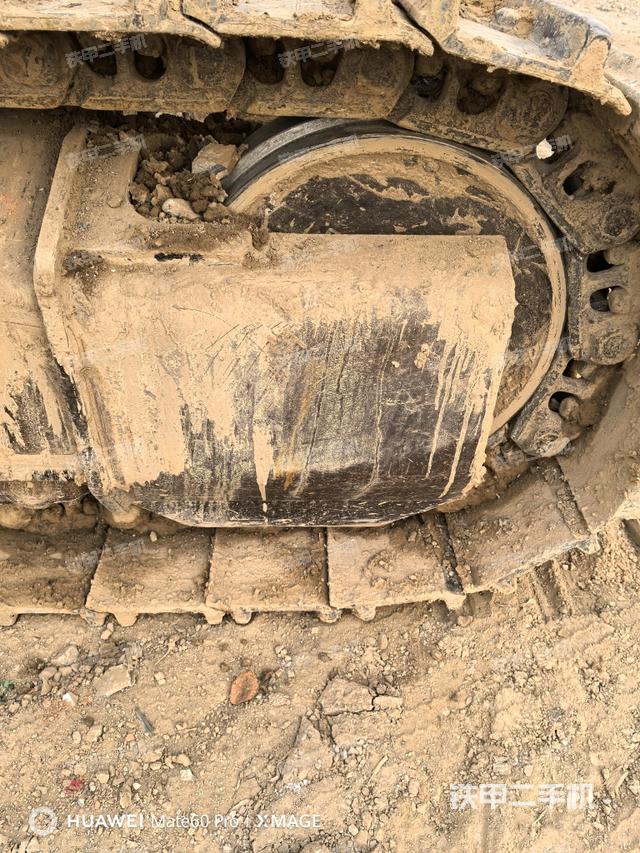 右驅(qū)動輪（行走機構）