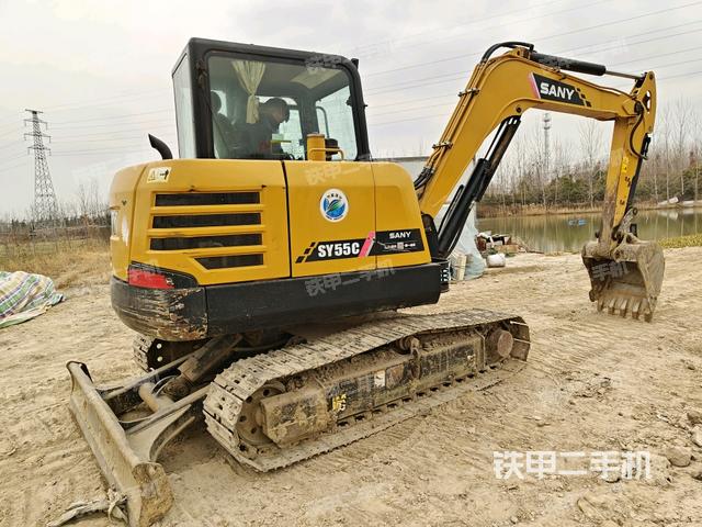 右后45(整機(jī)外觀) 右后45(整機(jī)外觀)
