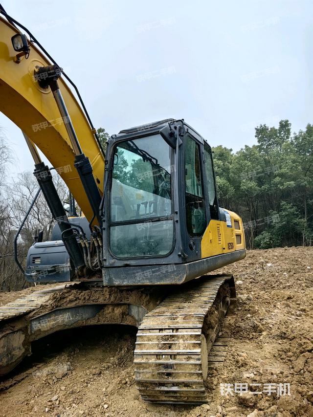 右后45（整機(jī)外觀）