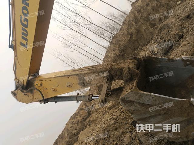 小臂整體左后（工作和回轉(zhuǎn)裝置）