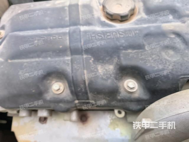 駕駛室頂部俯視(上車部件) 駕駛室頂部俯視(上車部件)