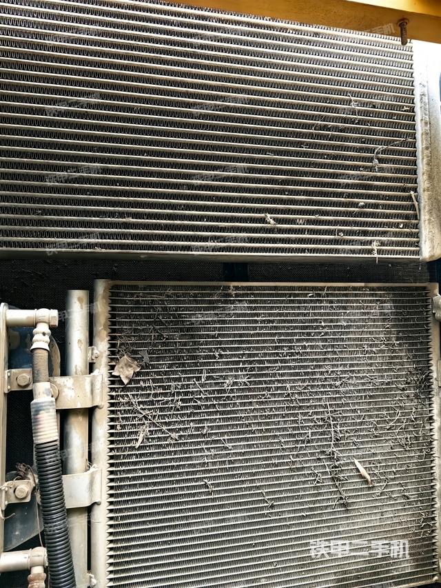 散熱器正面（大件艙室）