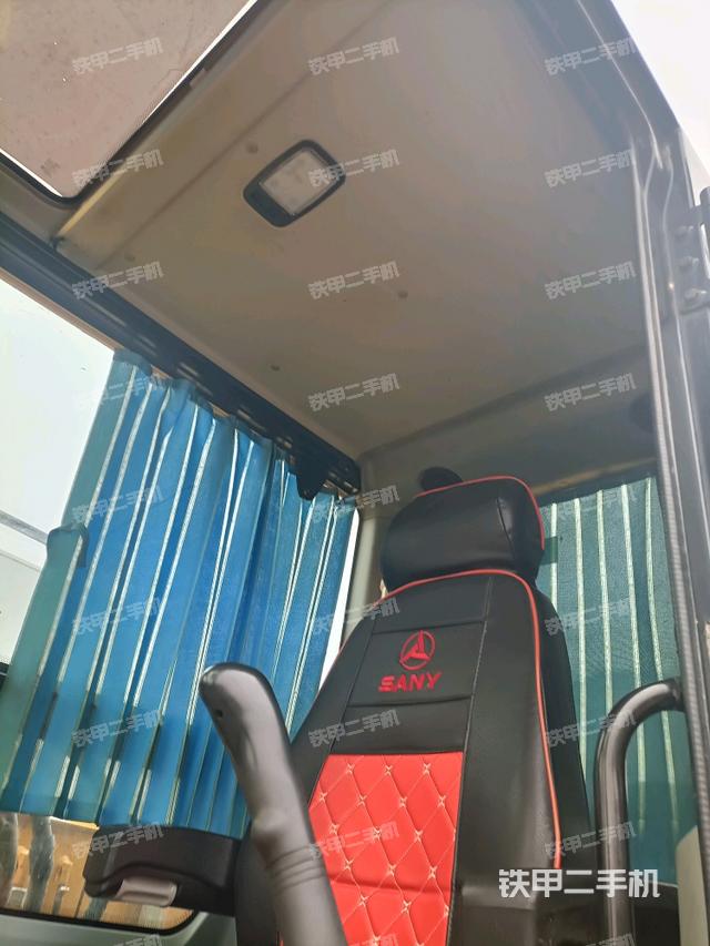 頂棚整體（駕駛室部分）