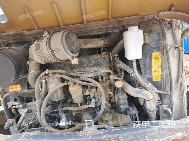 發(fā)動(dòng)機(jī)室(上車部件) 發(fā)動(dòng)機(jī)室(上車部件)