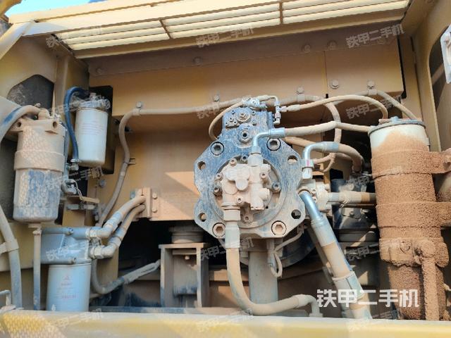 液压泵室(大件舱室) 液压泵室(大件舱室)