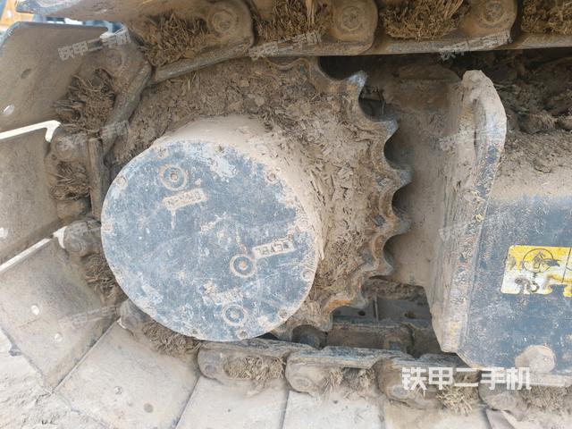 左驅(qū)動(dòng)輪（行走機(jī)構(gòu)）