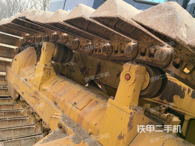 右驅(qū)動輪(推土機底盤及工作裝置) 右驅(qū)動輪(推土機底盤及工作裝置)