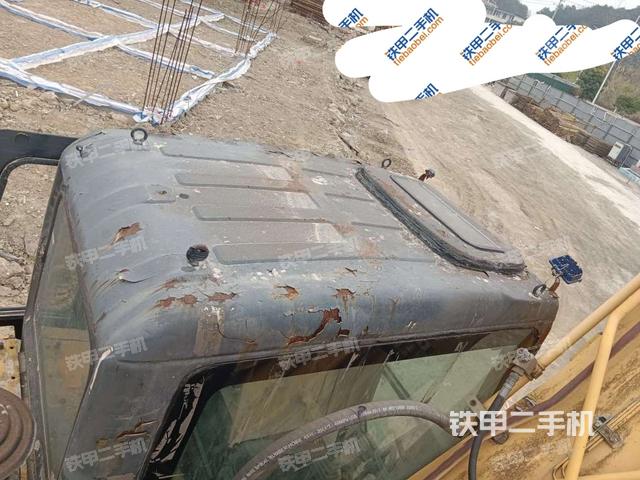 駕駛室頂部俯視（上車部件）