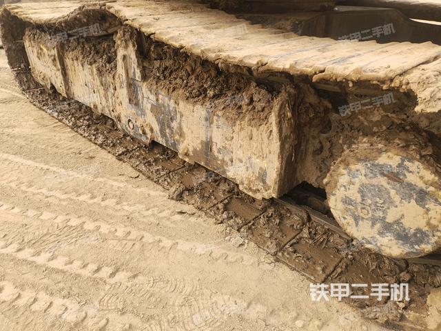 左側(cè)行走馬達(dá)蓋板（行走機(jī)構(gòu)）