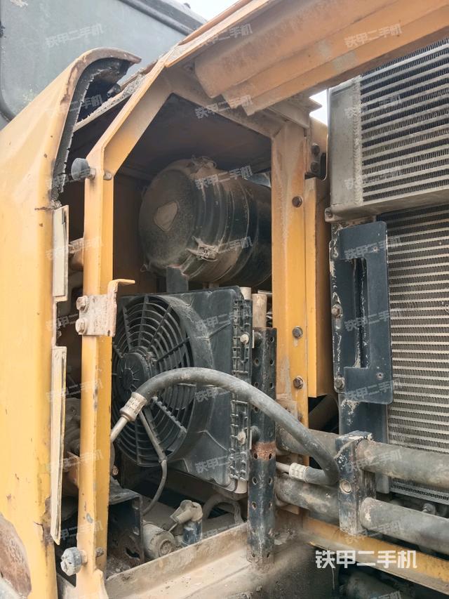 液壓泵室（大件艙室）