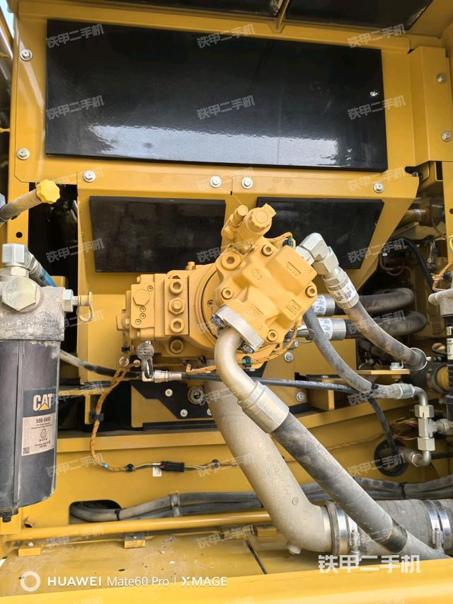 電瓶（大件艙室）